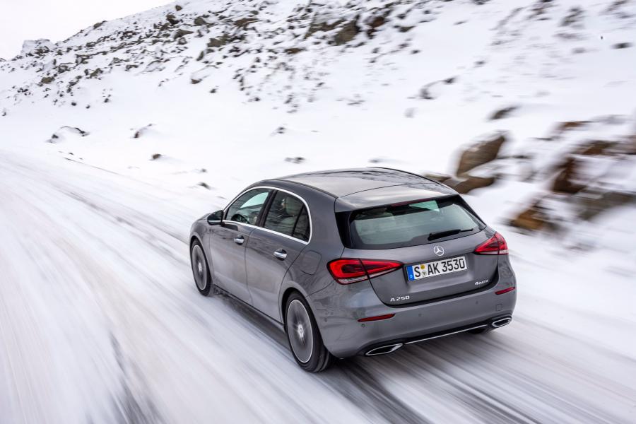  Mercedes-Benz A250 4Matic (W177) 2018 года  (фото 3 из 16)